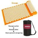 Ver imagem 1 de Kit de Relaxamento Doméstico: Tapete e Travesseiro Acupress Brasil - Laranja