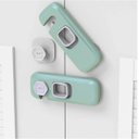 Ver imagem 4 de Trava de Segurança Geladeira Gaveta Kit 3 Unidades Bebe Criança Porta Janela Armario Protege Evita a