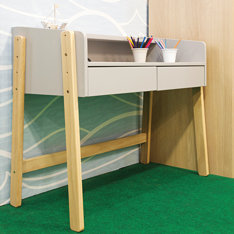 Escrivaninha Infantil Quater Linha Play Areia com Carvalho