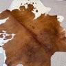 Tapete de Couro Bovino com Pelo Natural Minuano Mescla Marrom e Branco - 4