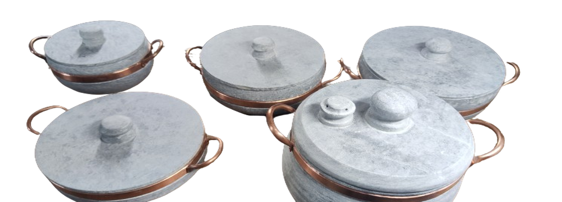 Conjunto com 5 Panelas em Pedra Sabão