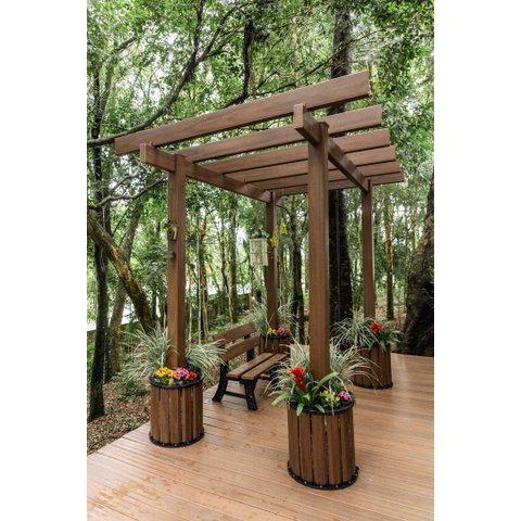 Pergolado 250cmx300cm em Madeira Ecológica 