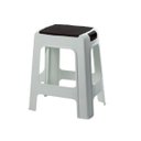 Ver imagem 1 de Banqueta Plástica Branco C/ Preto Resistente até 100kg