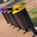 Ver imagem 2 de Lixeira em Madeira Plástica 94L In Brasil