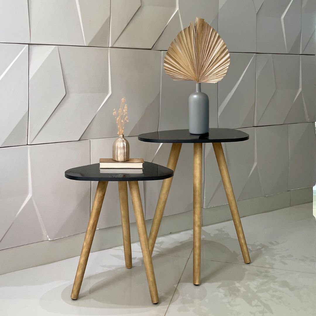 Conjunto de Mesinhas Canto e Apoio Pé Palito Tripé Porta Quadros e Objetos Branco ou Preto Tampo Org