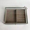 Ver imagem 3 de Porta Joia Decorativo em Metal Prateado com Cristal 5x20x14cm para Organização e Decoração