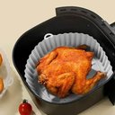 Ver imagem 5 de Forma Redonda de Silicone para Air Fryer Cinza 19cm Lyor Assadeira Cozinha Bolos Antiaderente Reutil