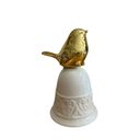 Ver imagem 2 de Escultura Louça Branca Sino com Pássaro 12cm