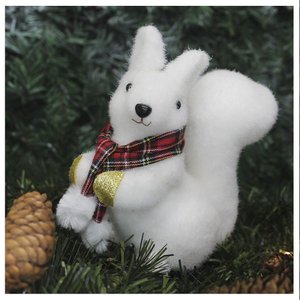 Boneco Natal Enfeite Natalino Esquilo Felpudo 18cm