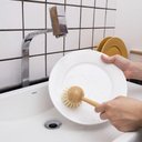 Ver imagem 4 de Escova de Bambu Oikos Redonda com Cabo para Limpeza Off-white