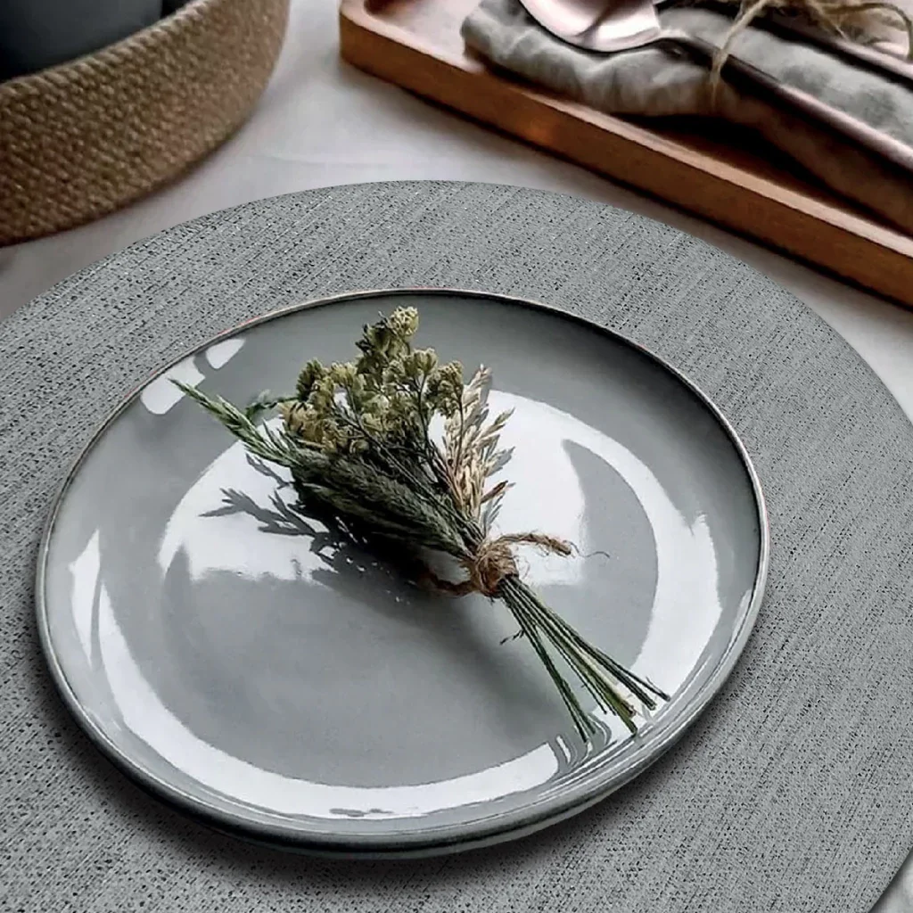 Ver imagem 1 de 4 Jogo Americano Redondo Juta Cinza Impermeável Pvc