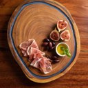 Ver imagem 5 de Tábua Corte Gourmet Madeira Orgânica Redonda com Resina Azul