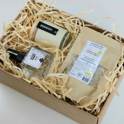 Kit Spa Aromático em Casa com Vela, Home Spray e Escalda-pés - 1
