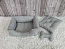 Ver imagem 2 de Cama Pet Cinza Cachorro P Almofada Cinza Caminha com Ziper Mini Brinquedo P