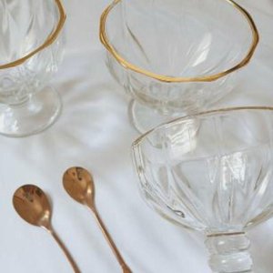 Taça para Sobremesa de Vidro com Borda Dourada