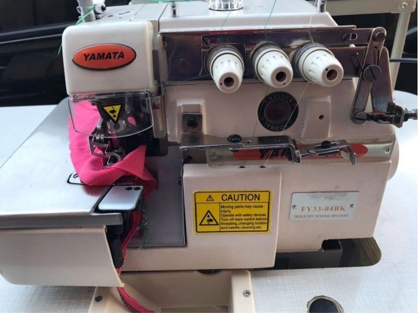 Máquina de Costura Industrial Overlock C/ Embutidor - 7