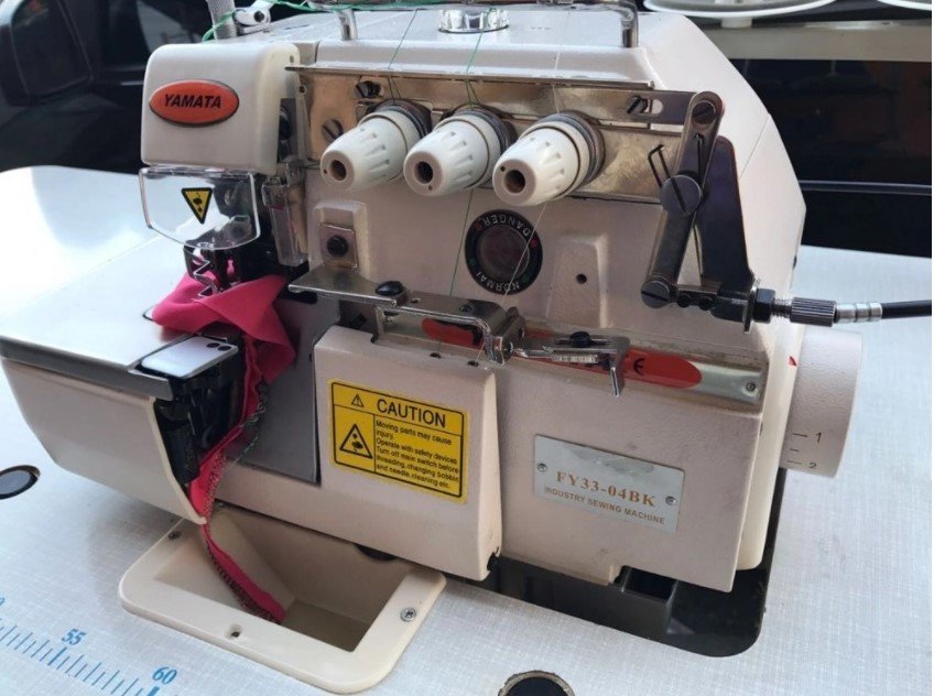 Máquina de Costura Industrial Overlock C/ Embutidor - 6
