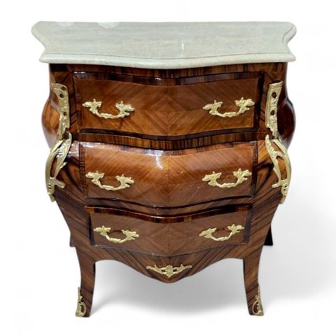 Cômoda Bombê Clássica com Tampo em Mármore 78x43x84cm