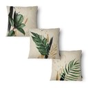 Ver imagem 1 de Kit 3 Capas de Almofada 43x43cm - Floral - Tecido Veludo 100% Poliéster