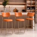 Ver imagem 1 de Kit 3 Banquetas Alta Sala de Jantar Lisa Pés Champanhe PU Caramelo m² - Monari Design