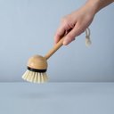 Ver imagem 5 de Escova de limpeza redonda com cabo longo de bambu - Oikos