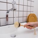 Ver imagem 7 de Escova de limpeza redonda com cabo longo de bambu - Oikos