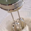 Ver imagem 4 de Batedeira de Mão Elétrica 5 Velocidade 127V Vintage para Bolo e Chantilly Cozinha Receitas