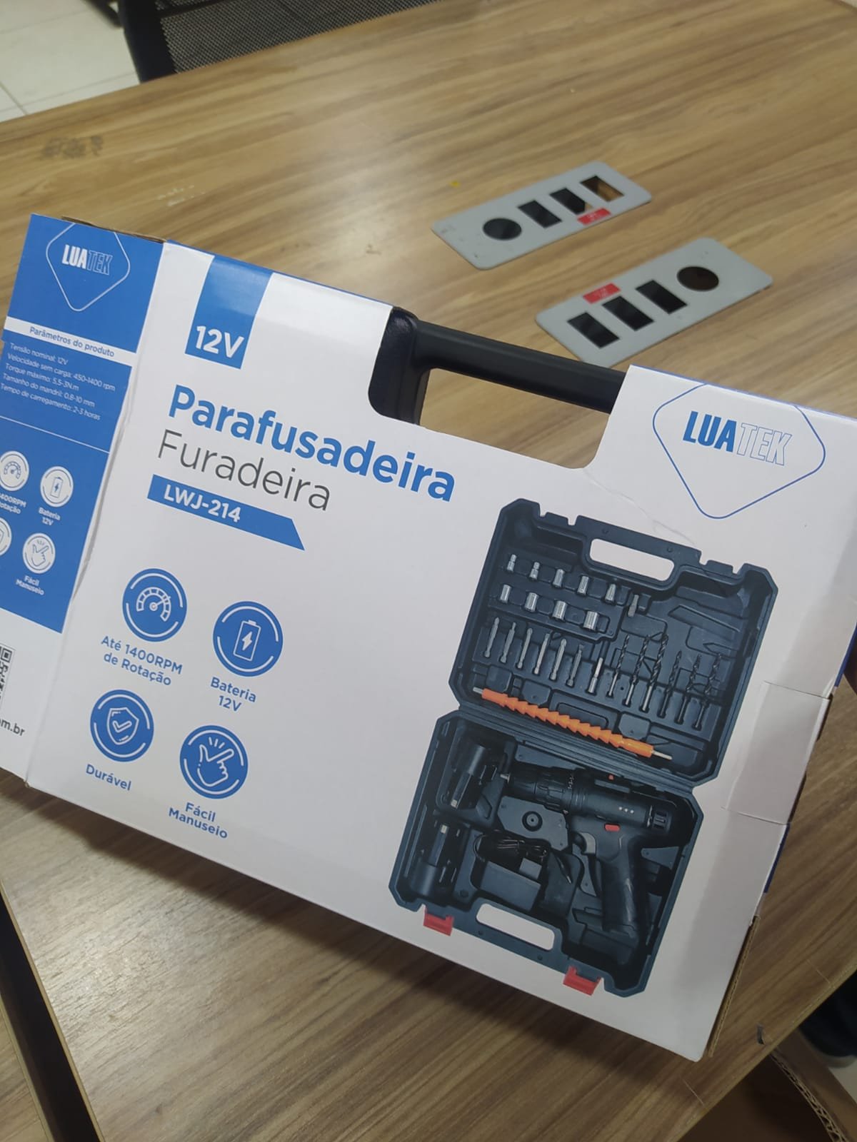 Parafusadeira Furadeira Profissional 12v com 2 Baterias Maleta e Acessórios Leve Compacta Potente - 5