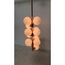 PENDENTE VERTICAL COM BOLAS BRANCAS DE VIDRO BRANCO  ESTRUTURA ROSÉ 12 LÂMPADAS JABUTICABA - 1