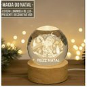 Ver imagem 4 de Enfeite Luminoso de Natal: Esfera de Vidro LED USB com Base de Madeira - Decoração Elegante de Mesa:
