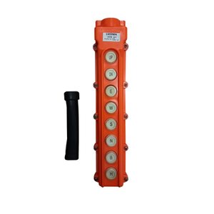 Botoeira Pendente Cob-64 8b sem Emergencia Lukma