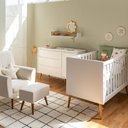 Ver imagem 1 de Kit Quarto Theo com Pés Retrô Mel - Berço + Cômoda 3 Gavetas e 1 Porta + Poltrona de Amamentação Lol