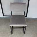 Ver imagem 1 de Cadeira Estofada de Aço Ferro Cor Preto com Estofado Cinza Estilo Industrial Cd-02