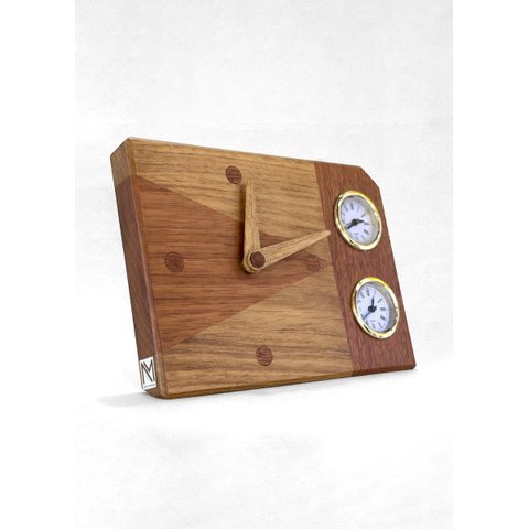 Relógio de Mesa de Madeira Aion