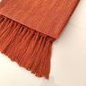 Kit 2 de Manta pra Sofá Xale de Franjas Luxo Pistache e Terracota 1,20 X 1,80 Tear Mineiro - 3