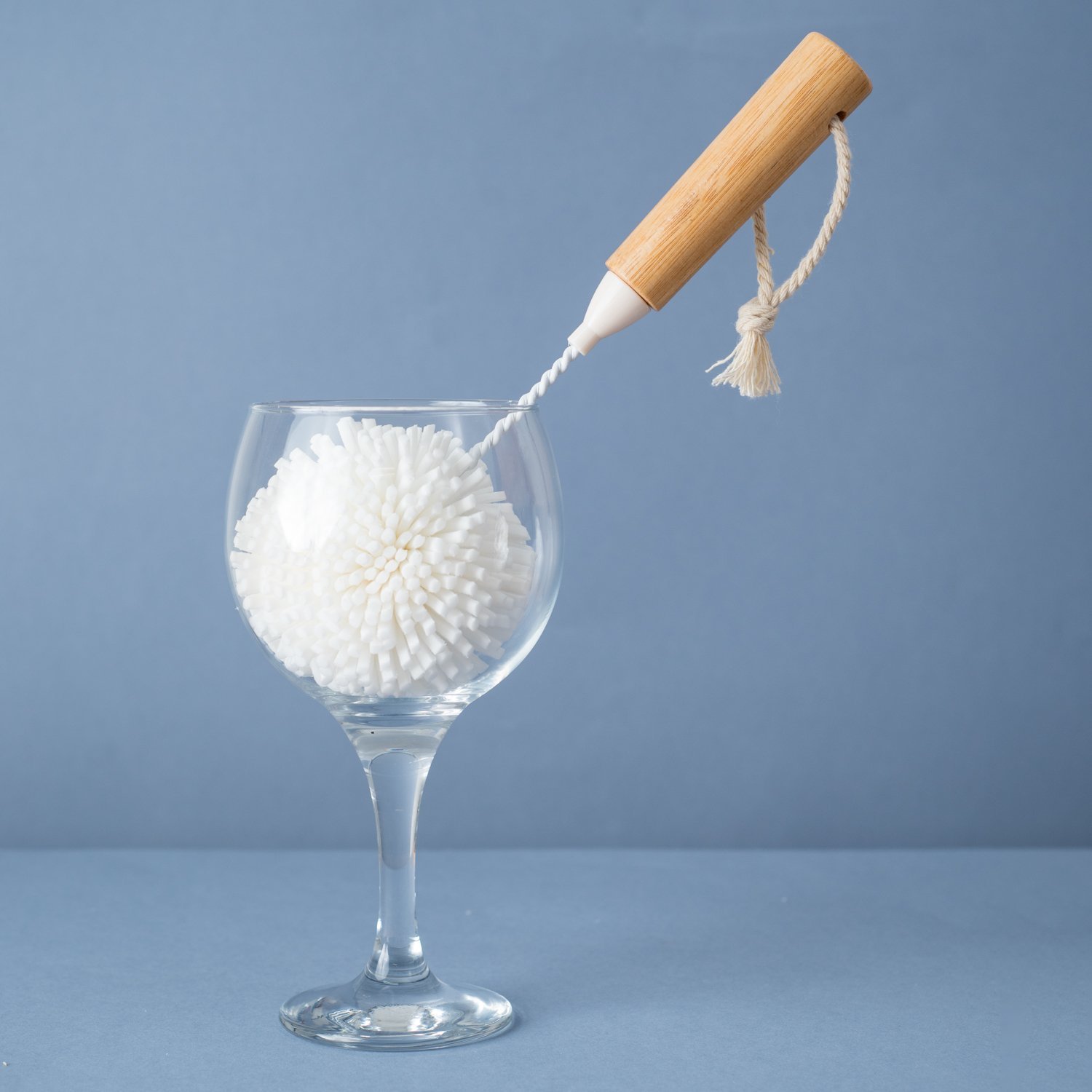 Escova para lavar copos com cabo de bambu - Oikos - 3