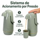 Ver imagem 2 de Garrafa Térmica Valentina 1L Verde Sage com Pressão e Detalhes Dourados