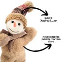 Ver imagem 3 de Boneco de Neve Natalino Decorativo Pelúcia Marrom Claro Gorro Xadrez e Nariz de Cenoura 20cm