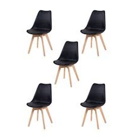 Kit C|5 Cadeiras Leda Preta - Charles Eames com Almofada