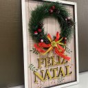 Ver imagem 2 de Quadro Natalino Guirlanda e Escrito Feliz Natal