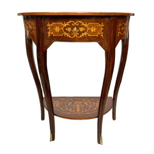 Mesa Auxiliar Meia Lua 74x60x30cm - Clássica com Toque de Requinte para Seu Lar - Refina Seu Ambient