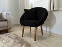 Ver imagem 4 de Cadeira Poltrona Reforçada para Sala de Estar Confortável Estilo Moderna Tecido Veludo Moblan Decor: