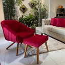 Ver imagem 2 de Kit Poltrona Giovana Giratória Ferro e Madeira, Puff Capitonê Luxo e Almofadas em Sued Premium:verme