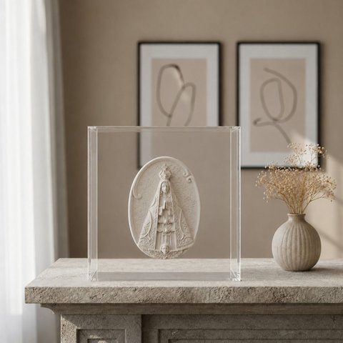 Quadro Acrílico com Nossa Senhora de Resina 15x15x5cm - Box Luxo Religioso