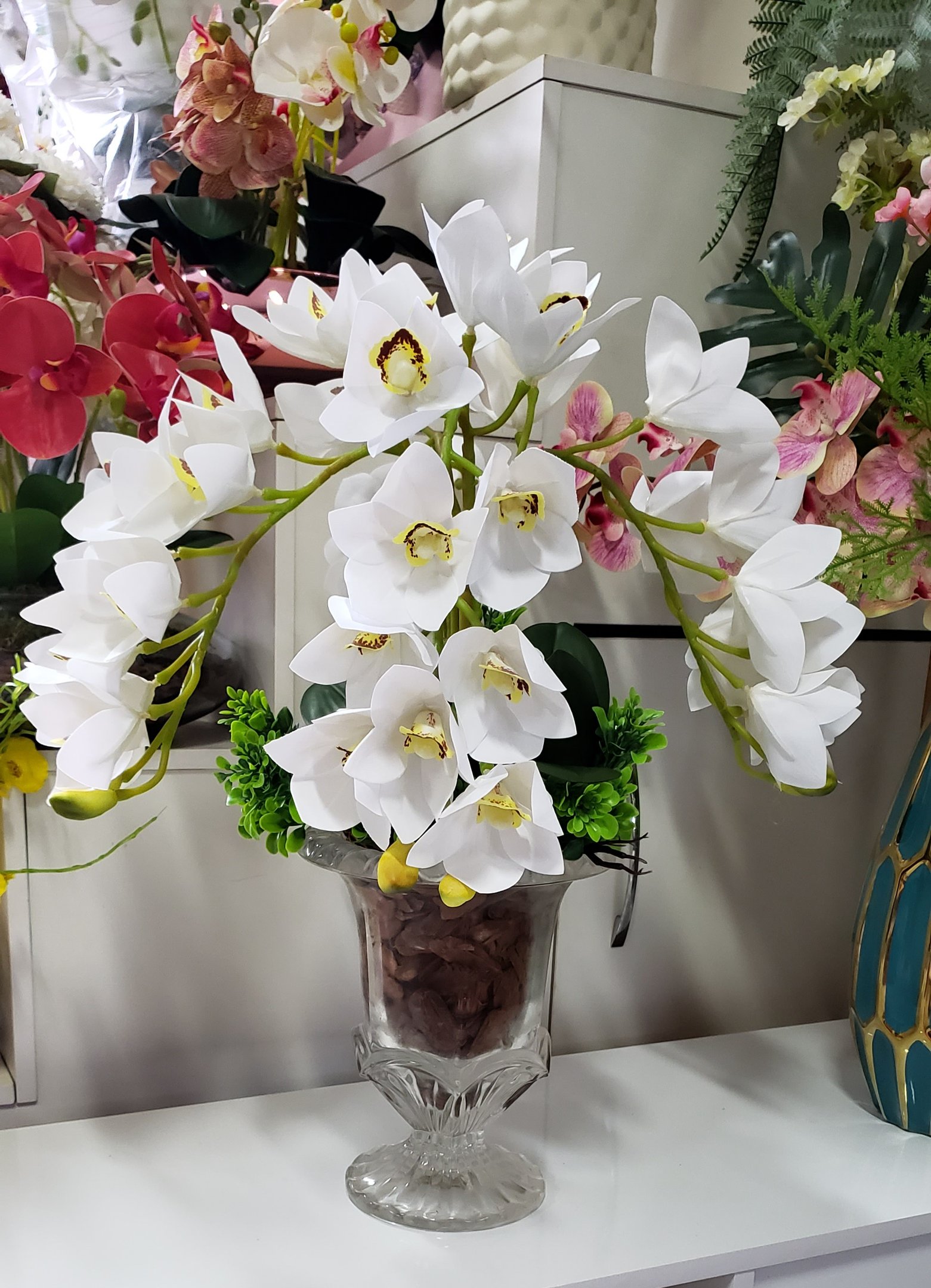 Arranjo 4 Orquídeas Artificiais Vaso Cerâmica Cristal Eva | MadeiraMadeira