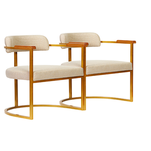 Kit 02 Poltronas Ohio Braço Madeira Linho Marfim Estrutura Dourado