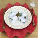 Ver imagem 3 de Prato Raso de Cerâmica 27cm Elegância Natalina com Ramos Dourados e Frutas Vermelhas