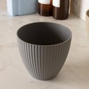 Ver imagem 4 de Vaso para Flor Cachepot Névoa Cinza Plástico Lyor 17cx15cm Jardim Plantas
