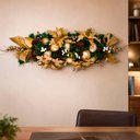 Ver imagem 2 de Arranjo Natalino de Parede Dourado Enfeite Bolas Flores 90cm
