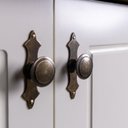 Ver imagem 7 de Cristaleira 4 Portas com Tampo e Base de Madeira Maciça Joy Branco/Off White/Cinamomo
